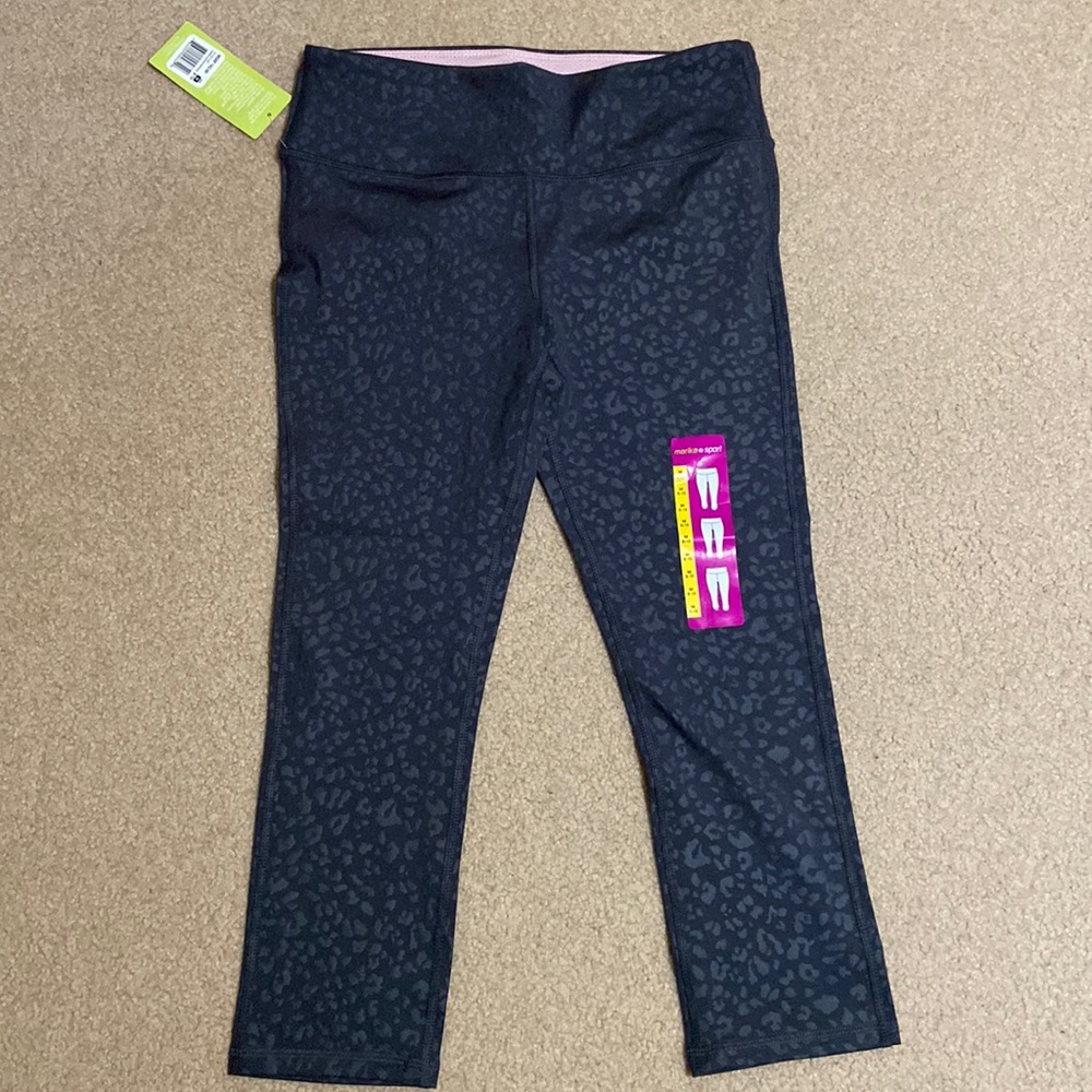 MARIKA SPORT NWT Capri Leggings
